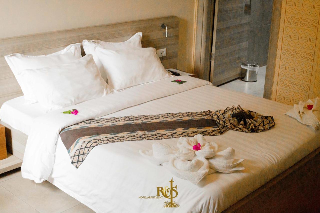 Roots Hotel Apartments Abidjan Eksteriør bilde