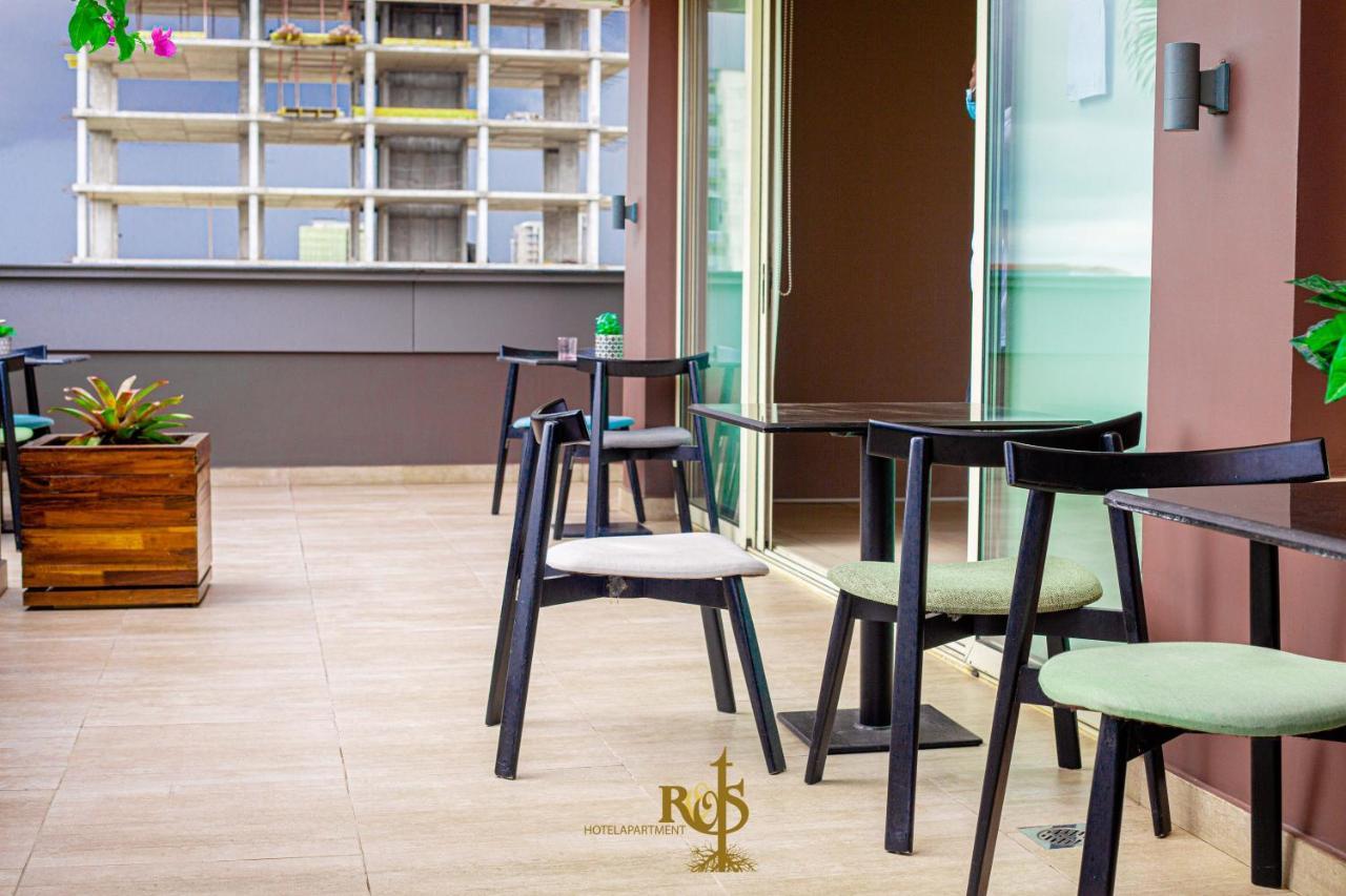 Roots Hotel Apartments Abidjan Eksteriør bilde