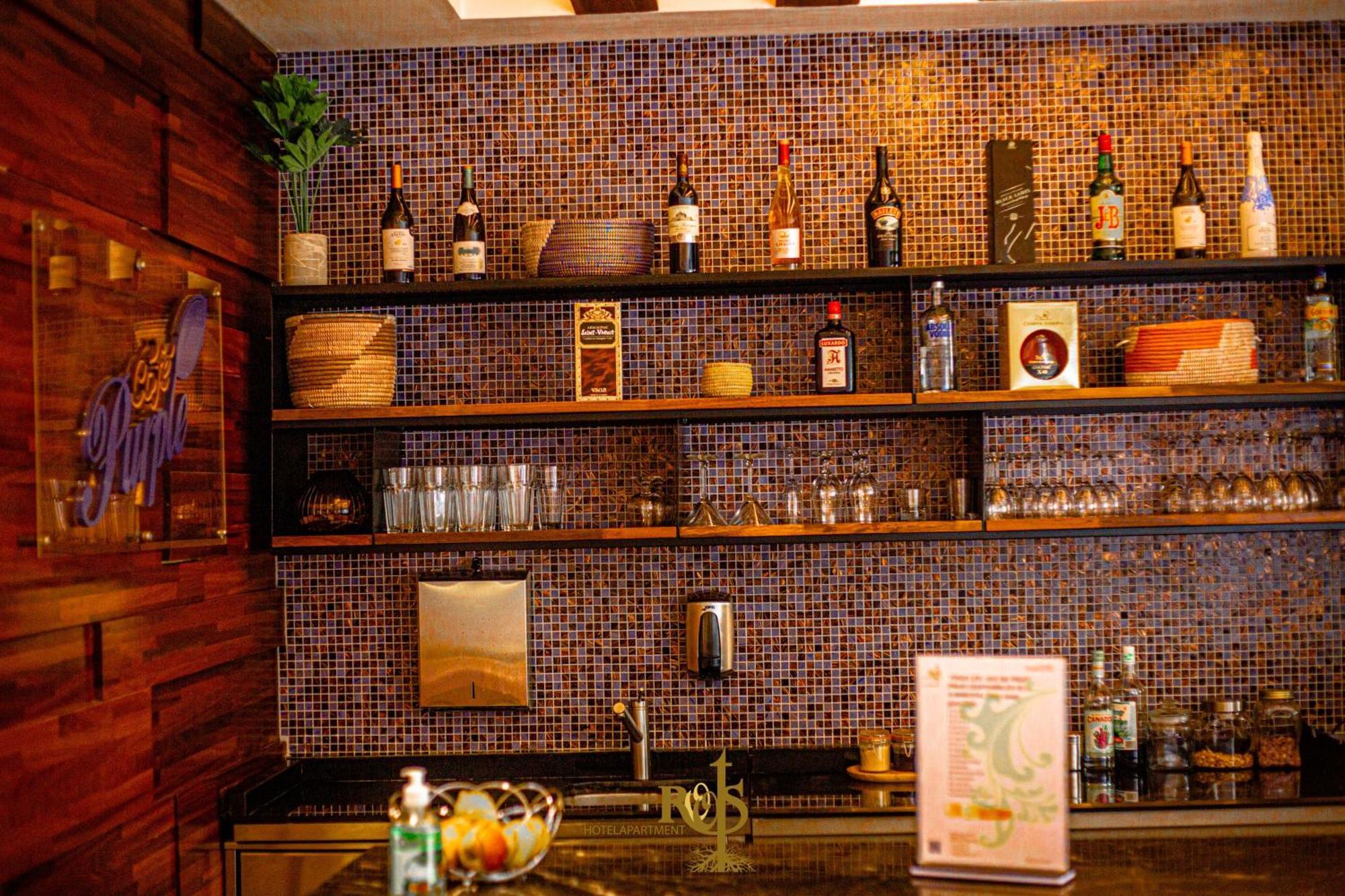 Roots Hotel Apartments Abidjan Eksteriør bilde