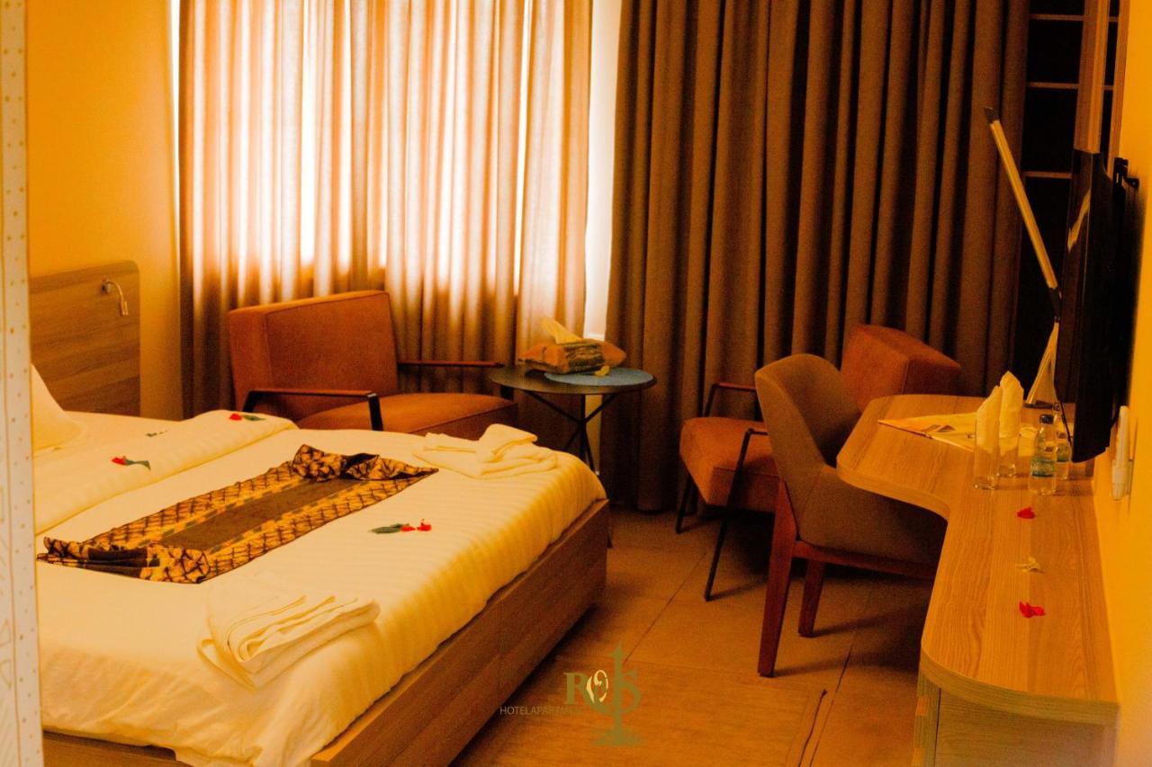 Roots Hotel Apartments Abidjan Eksteriør bilde