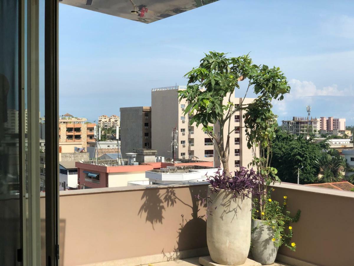 Roots Hotel Apartments Abidjan Eksteriør bilde